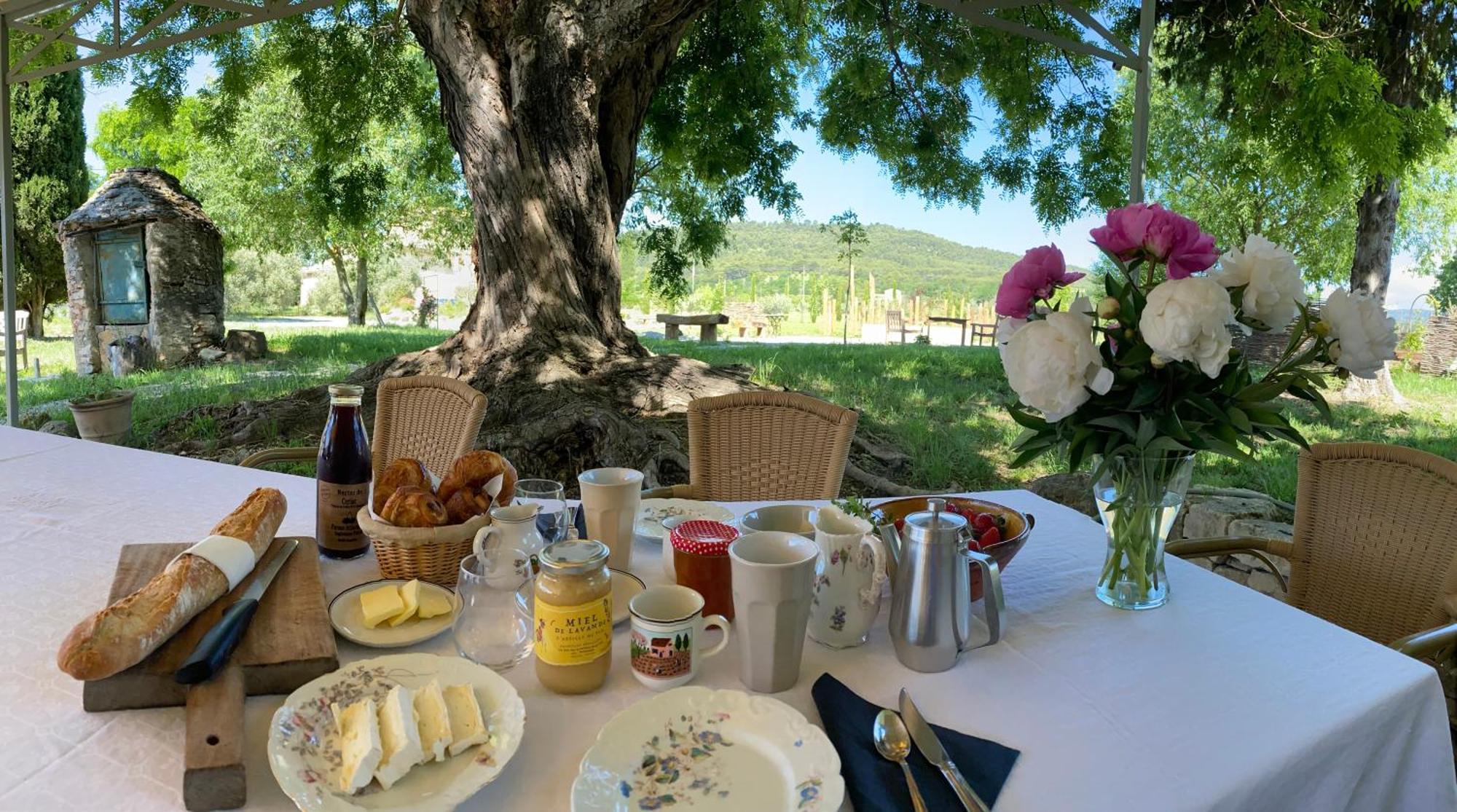 Le Domaine Saint Jean Bed & Breakfast Exterior photo
